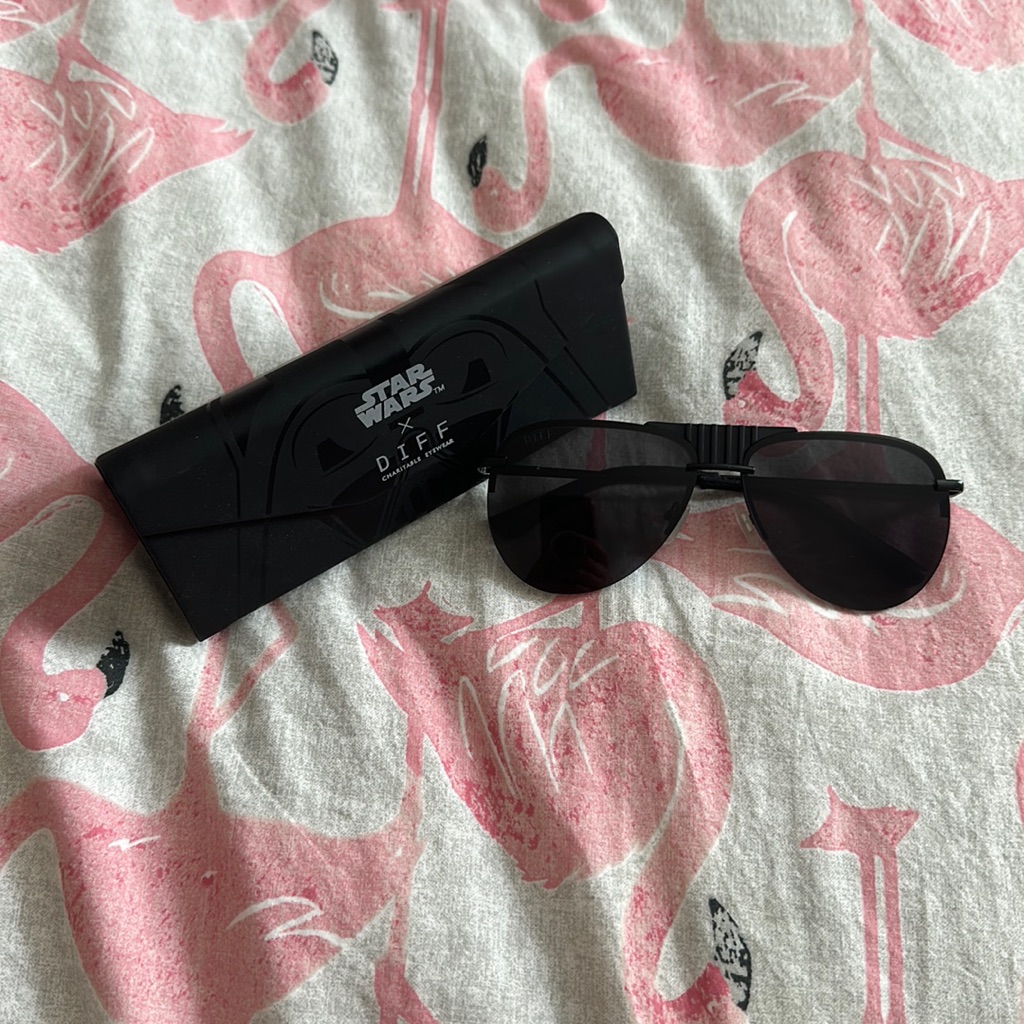 Diff Darth Vader Sunglasses